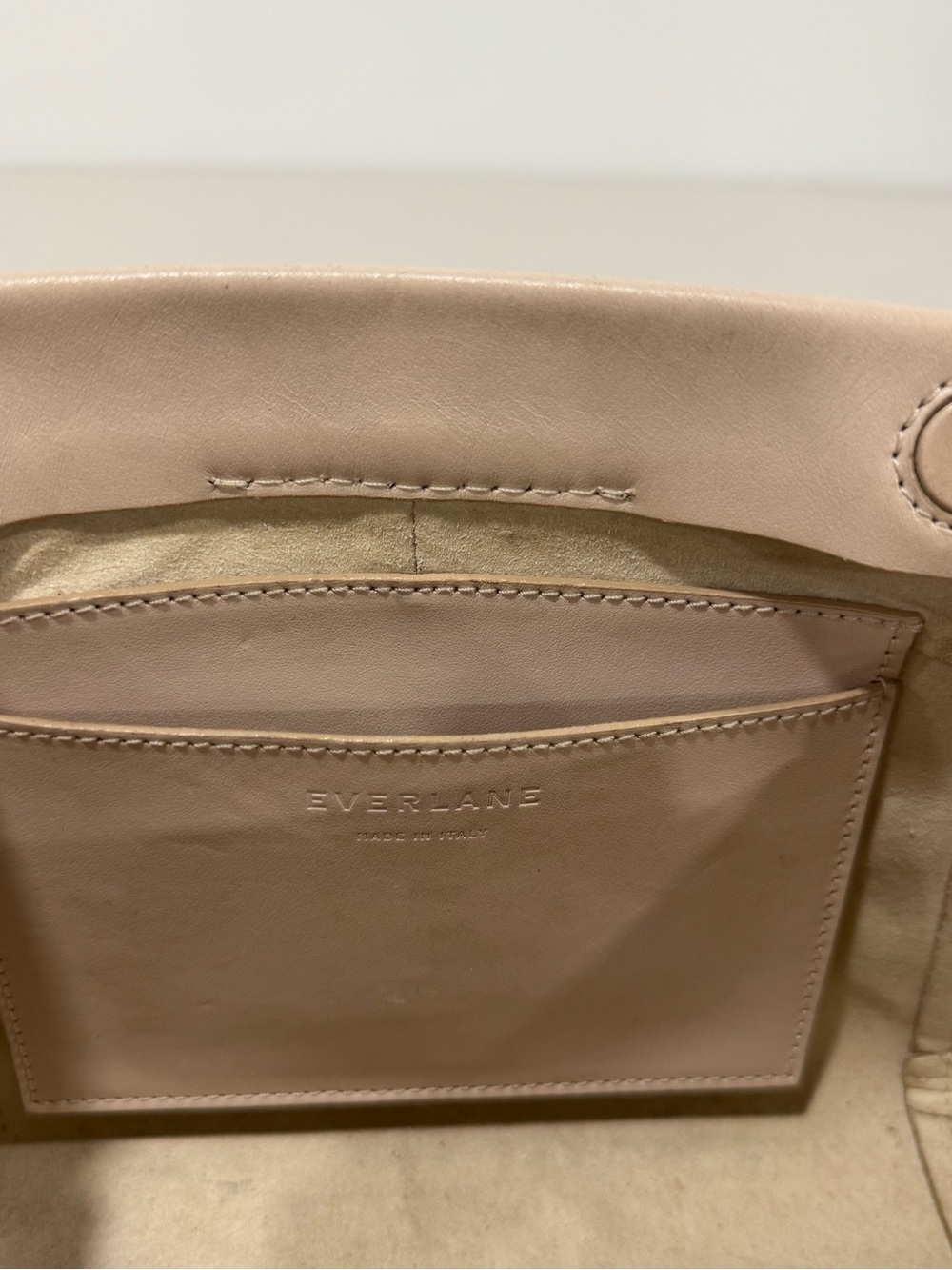 Everlane Leather Crossbody Micro Form Bag - Picture 9 of 12